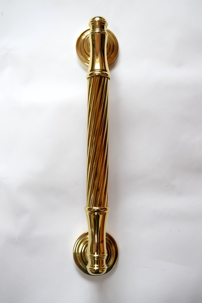 http://www.regency-j.com/blog/regency/C17350%20Polished%20Brass_1.JPG