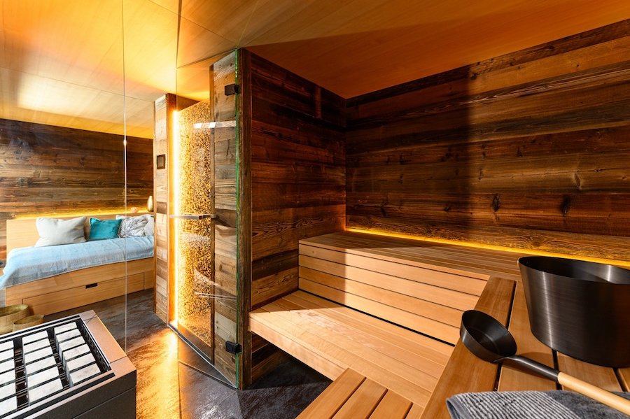 http://www.regency-j.com/blog/regency/Fiocchi%20Gold_Chalet%20Outdoor%20Sauna_3.jpg