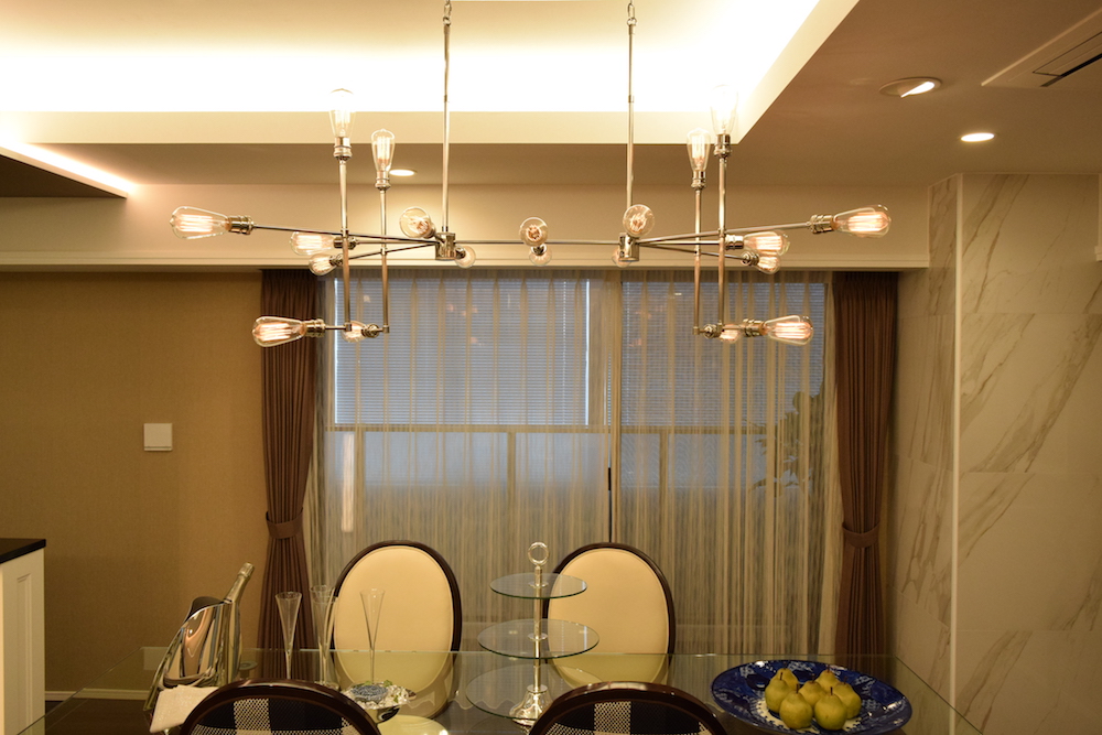 http://www.regency-j.com/blog/regency/VARICK%20CHANDELIER%2049%2522_Polished%20Nickel_3.JPG