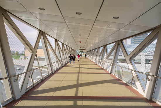 inside_pedestrian_bridge_1431991996.jpg