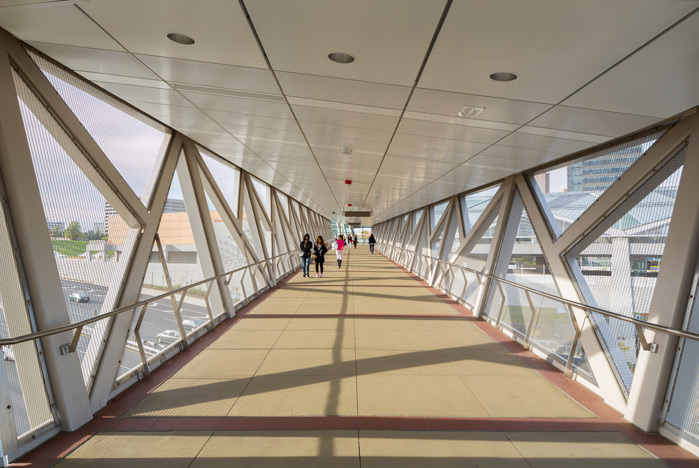 http://www.regency-j.com/blog/regency/inside_pedestrian_bridge_1431991996.jpg